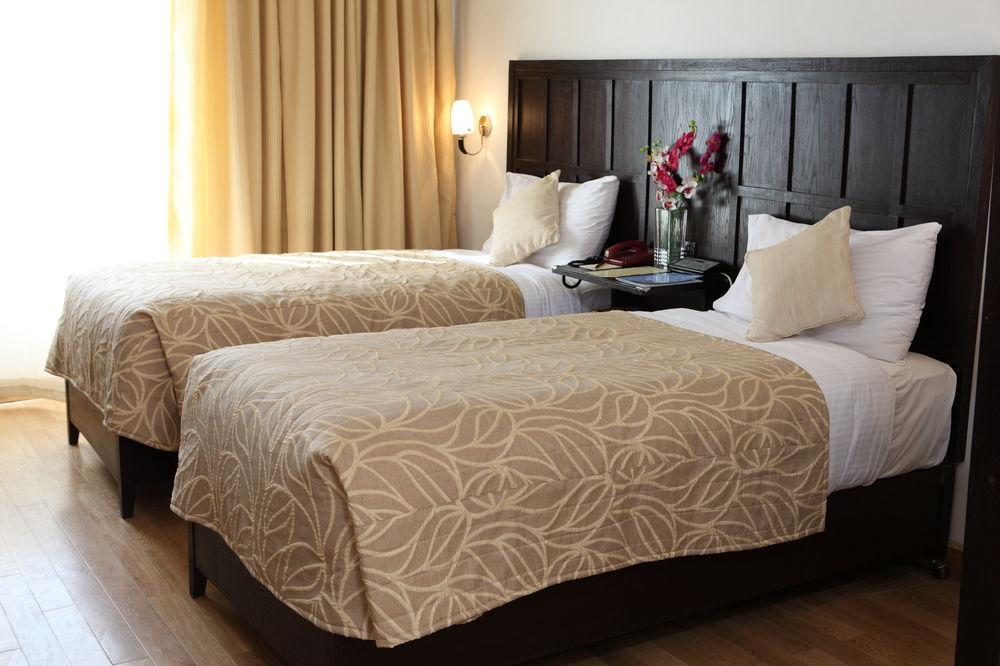 Janpath Guest house 3*